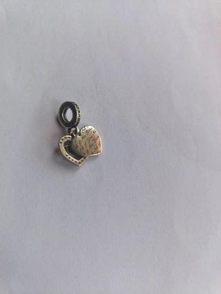 Charm Pandora Corazón y Placa