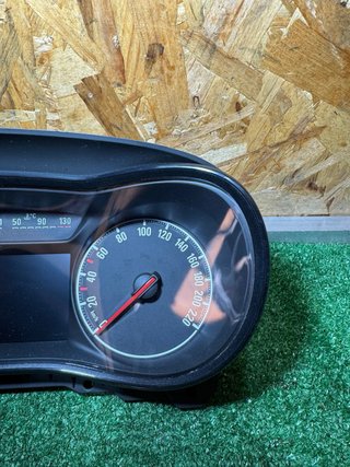 Cuadro instrumentos Opel Corsa E