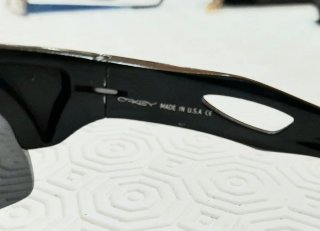 Occhiali Oakley Modello Militare Neri/Grigi