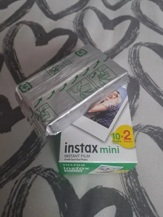 Cámara Instantánea Fujifilm Instax Mini 9 Rosa
