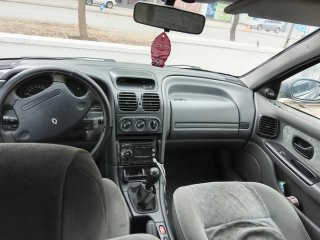 Renault Laguna 1999