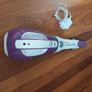 Aspiradora Black & Decker 9.6V