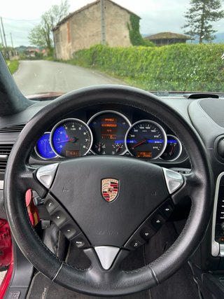 Porsche Cayenne gts