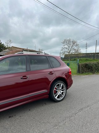 Porsche Cayenne gts