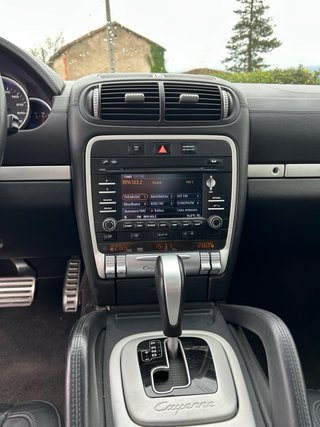 Porsche Cayenne gts