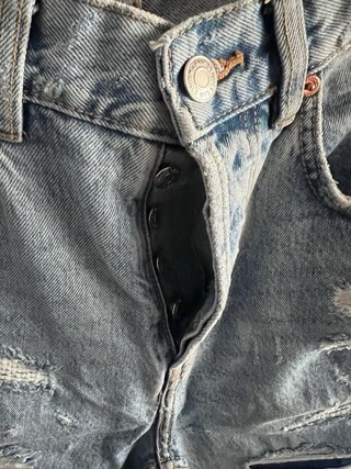 Jeans Zara chiari strappati
