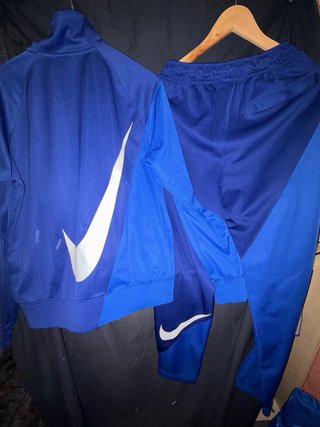 Conjunto chándal Nike azul