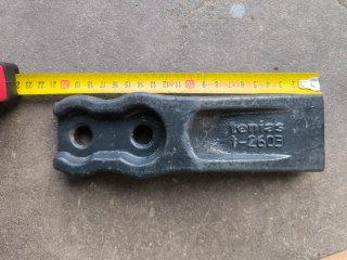 Dientes, púas o uñas de Cazo Pala Tenías T-2603