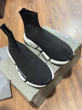 Tênis Balenciaga Speed Preto e Branco