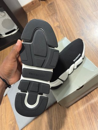 Tênis Balenciaga Speed Preto e Branco