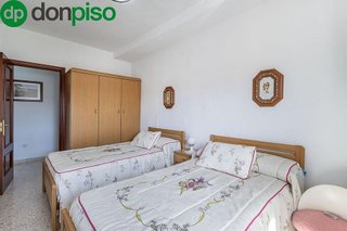 Piso en venta en Almanjáyar en Granada