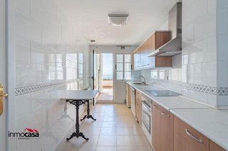Casa adosada en venta en Bola de Oro - Serrallo en Granada