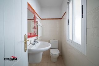 Casa adosada en venta en Bola de Oro - Serrallo en Granada