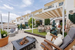 Casa adosada en venta en Alhaurín el Grande