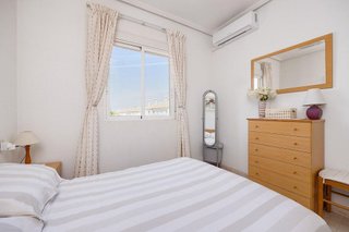 Casa adosada en venta en Nueva Torrevieja - Aguas Nuevas en Torrevieja
