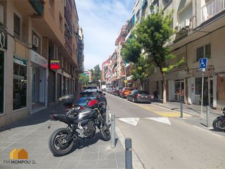 Local comercial en venta en El Castell-Poble Vell en Castelldefels