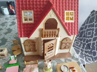 Casa Sylvanian con accesorios