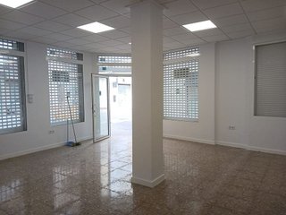 Local comercial en alquiler en Zona Centro - Ambulatorio en Paiporta