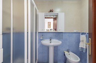 Piso en venta en Almanjáyar en Granada