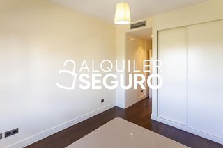 Piso en alquiler en Valdebebas - Valdefuentes en Madrid