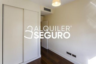 Piso en alquiler en Valdebebas - Valdefuentes en Madrid
