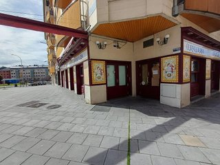 Local comercial en alquiler en Las Eras de Renueva en León