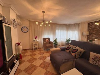 Piso en venta en Hospital en Jaén