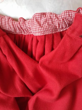 Falda traje regional roja ARTESANAL