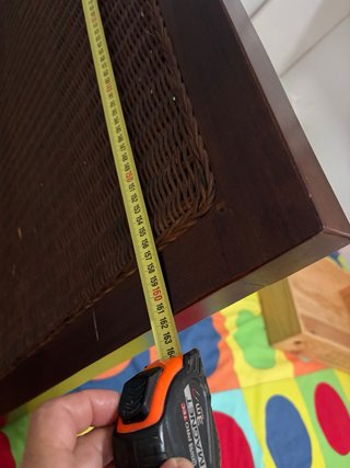Cabecero de cama de madera y mimbre