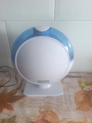 Humidificador redondo ARTROM azul y blanco