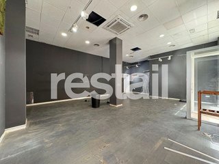 Local comercial en alquiler en Nou Moles en Valencia