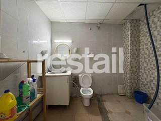Local comercial en alquiler en Nou Moles en Valencia