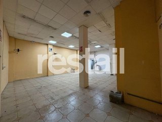Local comercial en alquiler en Nou Moles en Valencia