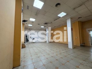 Local comercial en alquiler en Nou Moles en Valencia