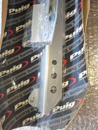 Cubrecadenas  Honda CBR600RR Plata