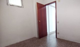 Local comercial en alquiler en La Almozara en Zaragoza