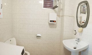Local comercial en alquiler en La Almozara en Zaragoza