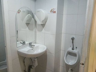 Local comercial en alquiler en Delicias en Zaragoza