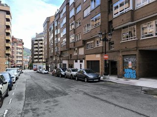 Local comercial en venta en La Ería - Masip en Oviedo