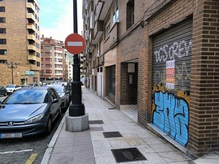 Local comercial en venta en La Ería - Masip en Oviedo