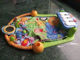 Manta de juego bebé con piano