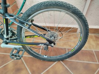 Bicicleta Conor 540 24 Negra en excelente estado