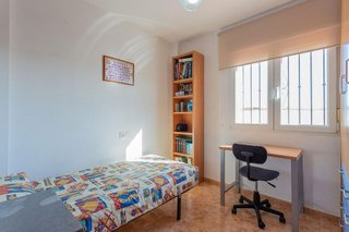 Casa adosada en venta en Cúllar Vega
