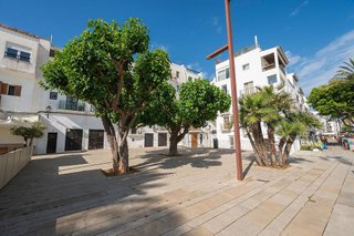 Local comercial en venta en Dalt de la Vila - La Marina en Ibiza/Eivissa