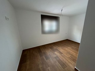 Casa adosada en venta en Brenes