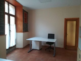 Oficina en alquiler en La Pola Siero en Siero
