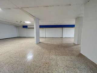 Local comercial en alquiler en La Torrassa en Hospitalet de Llobregat, L´