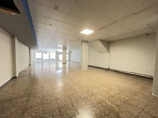 Local comercial en alquiler en La Torrassa en Hospitalet de Llobregat, L´