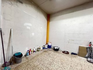 Local comercial en alquiler en La Torrassa en Hospitalet de Llobregat, L´