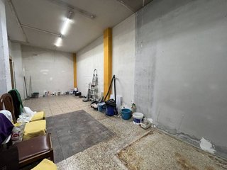 Local comercial en alquiler en La Torrassa en Hospitalet de Llobregat, L´